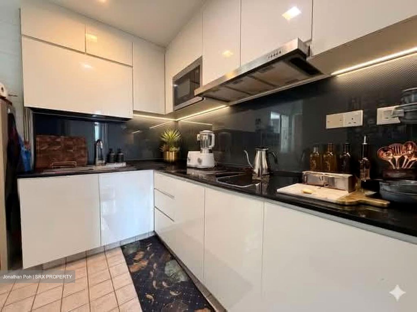 Parbury Hill Condominium (D16), Condominium #587698891